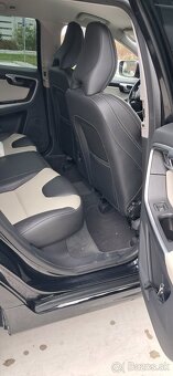 VOLVO XC60 - 7