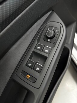 Volkswagen Golf Variant R-Line 2.0 TDI EVO DSG - 7