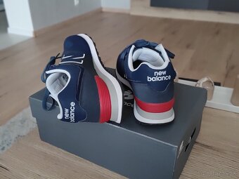Tenisky New Balance 574 - 7