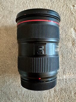 Canon EOS C70 + Canon EF 24-70mm f/2.8L II USM + Ronin RS2 - 7