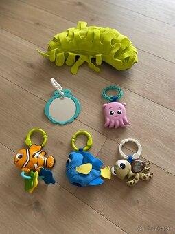 Svetelná a zvuková hrazdička pre babätko - Hľadá sa Nemo - 7