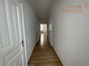 Výnimočný staromestský byt v centre mesta na prenájom 3 izbo - 7