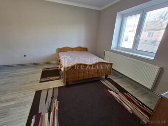 Na predaj rodinný dom / chalupa v Silickej Brezovej - 7