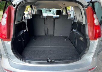 Mazda 5 1.8 16V 7 míst, benzín manuál 85 kw - 7