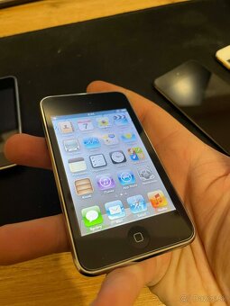 Zbiarka Apple iPod touch / iPad - 7