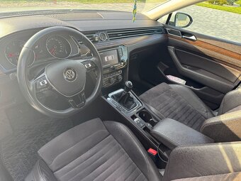 Volkswagen Passat 2.0 TDi 140kw - 7