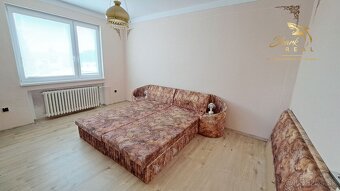 TOP PONUKA Priestranný 7 izbový dom na predaj. IHNEĎ OBÝVAT - 7