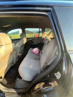 Toyota rav4 - 7