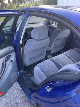 PREDÁM SEAT TOLEDO 1.6i 74kW po GO motora - 7