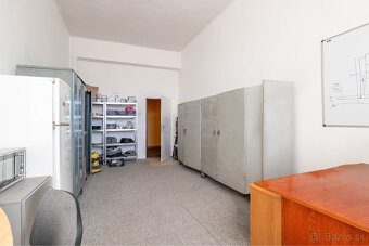 Administratívna budova a hala v priemyslenej časti | Rampová - 7