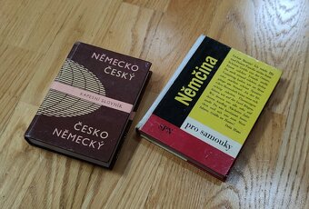 Jazykové učebnice a slovníky - nemčina - 7