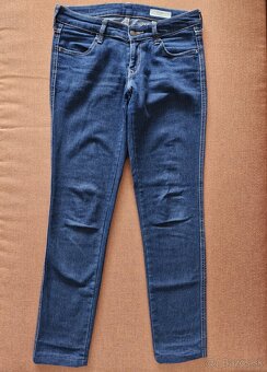 Balík oblečenia 4€ za 7ks - 7