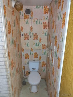 2,5 IZBOVÝ BYT NA PREDAJ V PÔVODNOM STAVE - 7