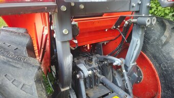 Predám traktor Kubota L1501 HST - 7