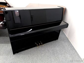 Elegantné čierne Piano dovoz celá SR - 7