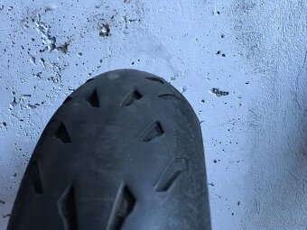 2x predna pneu 120/70 ZR17 continental Michelin - 7