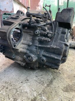 Motor, prevodovka 1.9 74kw 4x4 - 7