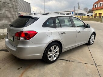 Chevrolet Cruz ST 2.0 diesel 120kw A/T prevodovka 169 000 km - 7
