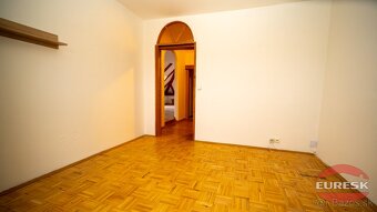 Na predaj 3-izbový byt v Humennom. - 7