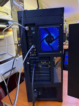 Herný PC, i7-9700K, 32GB RAM, GTX 1080TI, 3TB, 650W, Cougar - 7