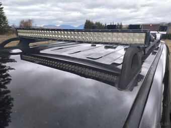 Nissan Pathfinder 2.5 dCI 7- miestny 4x4 - 7