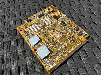 Grafická karta pre Notebooky - ATI RADEON - 7