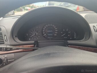 Mercedes E 280 CDI V6 - 7