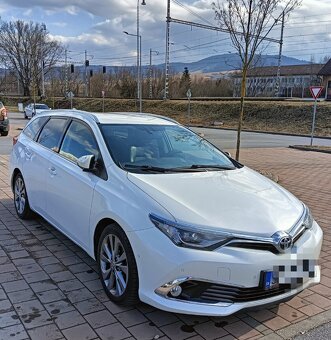Toyota auris touring sport - 7