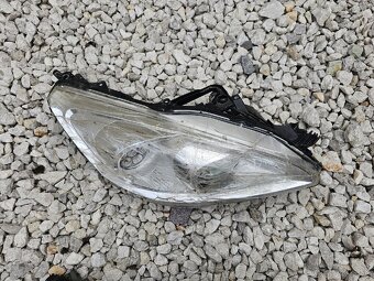 Predám svetlomet xenon pravý 508 - 7