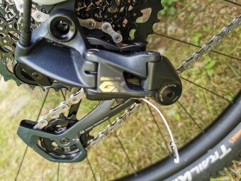 Horsky bicykel celoodpruzeny carbon ram L pneu 29 - 7