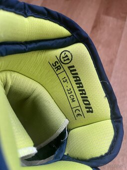 Hokejové rukavice Warrior 13” - 7