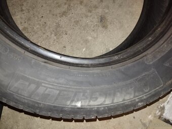 Predám letné pneumatiky Michelin 215 60 r16 - 7