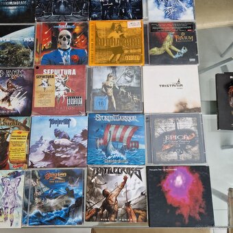CD-čka...AC/DC,JUDAS PRIEST,STRATOVARIUS,AIRBOURNE,GAMMARAY, - 7