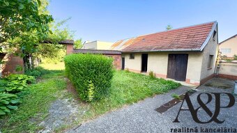 NA PREDAJ 4 IZB. RODINNÝ DOM S GARÁŽOU, POZEMOK 1056M2, ROVE - 7