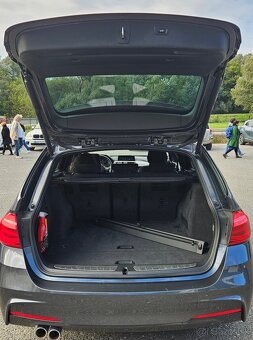 BMW Rad 3 Touring 320d xDrive M Sport A/T - 7