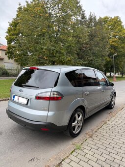 FORD SMAX 2.0 TDCI / AUTOMAT / PLNÁ VÝBAVA / PRVÝ MAJITEĽ - 7