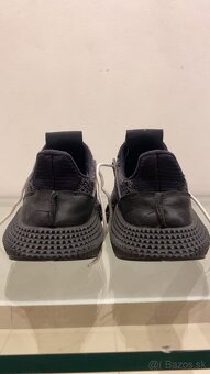Predám takmer nenosené topánky Adidas - 7