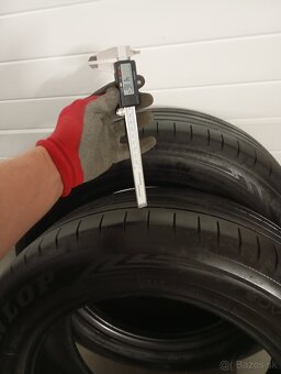 Predám letné pneumatiky Dunlop 235/60 R18 - 7