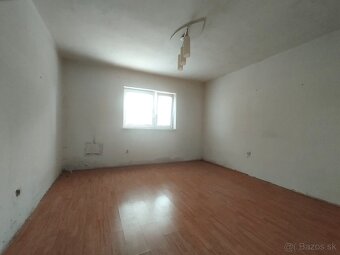 Rodinný dom s pozemkom 822 m2 vo Veľkom Mederi - 7