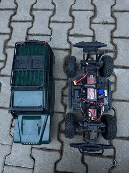 RC Land Rover Defender - 7