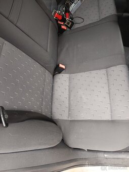 Škoda Octavia TDI 66kw r.v.2002 - 7