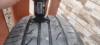 Predan 4xletné pneumatiky 205/55 r16 - 7