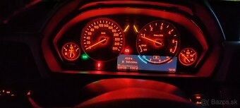 BMW 320 xDrive - 7