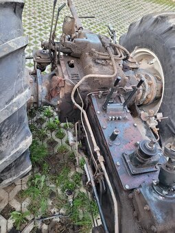 Zetor kabina, Zetor ramená , Zetor prevodovka - 7