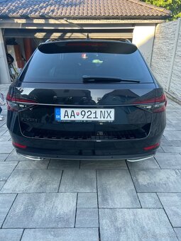 Škoda Superb combi 2.0TDI Sportline Black,virtual,metrix - 7