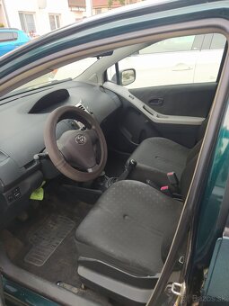 Toyota Yaris 1.3 T 5D - 7
