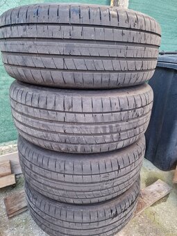 Mercedes  R19  5x112 - 7