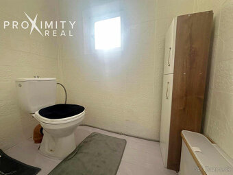 Rodinný dom s veľkým pozemkom v obci Gomboš, len 20 km od Ko - 7