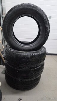 215/65 R16C Michelin Agilis - 7