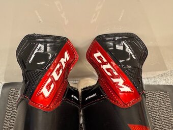 BRUSLE CCM JETSPEED FT 475 VEL. 44,5/9 WIDE - 7